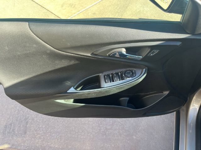 Used 2023 Chevrolet Malibu LT image 13