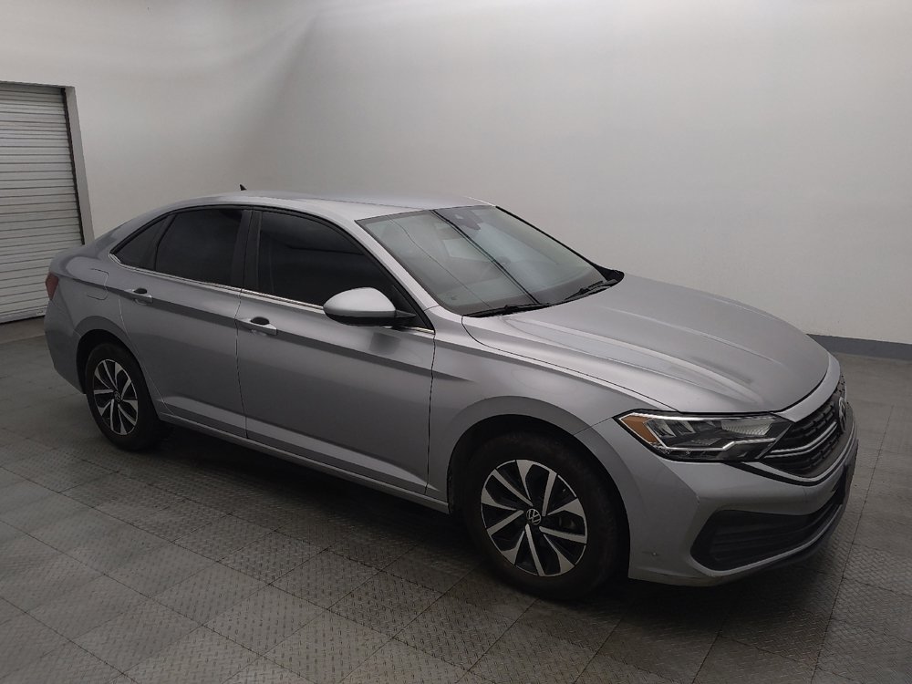 Used 2022 Volkswagen Jetta S image 11