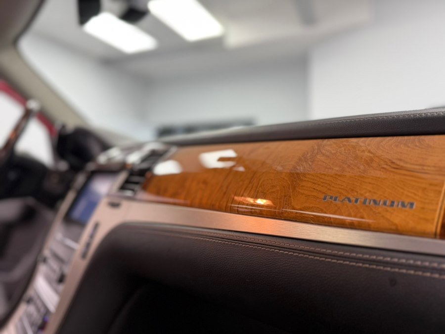 Used 2013 Cadillac Escalade Platinum AWD/4WD image 57