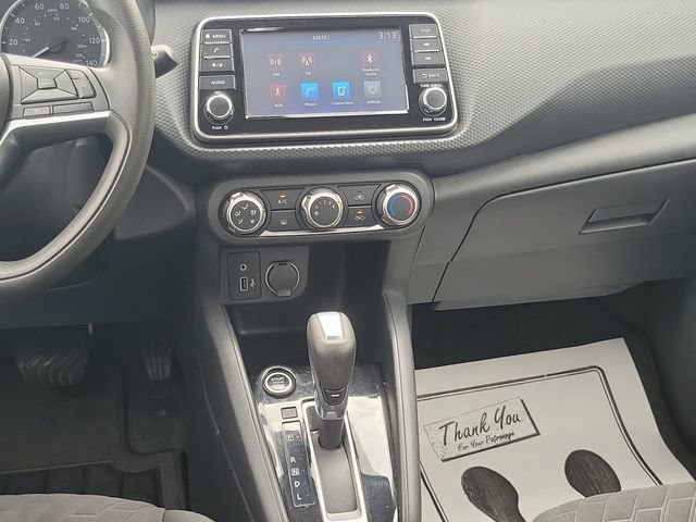 Used 2021 Nissan Kicks S FWD image 25