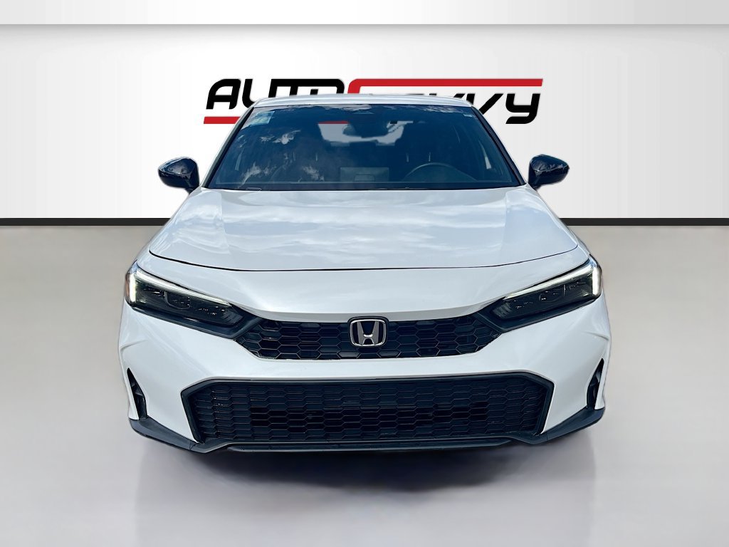 Used 2025 Honda Civic Sport image 2