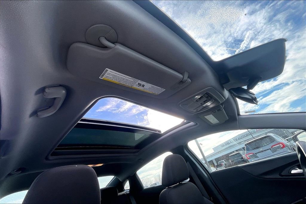 Used 2024 Chevrolet Malibu LT image 29