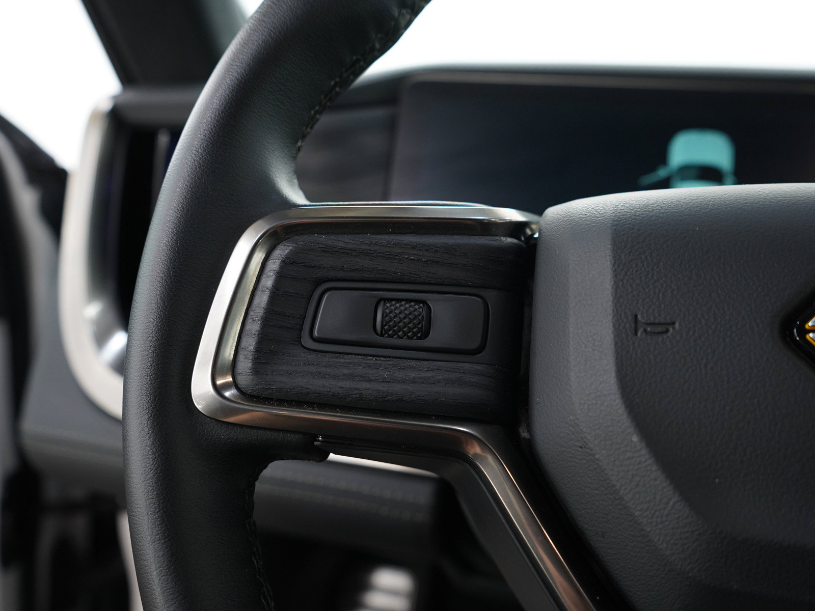Used 2022 Rivian R1T Adventure AWD/4WD image 25