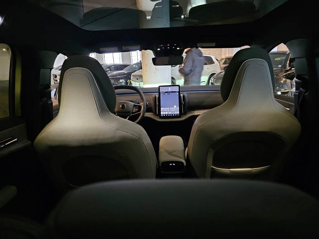 Certified 2025 Volvo EX30 Ultra image 8