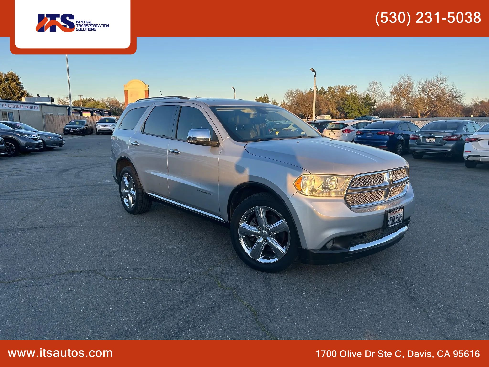 Used 2011 Dodge Durango Citadel w/ Trailer Tow Group IV image 2