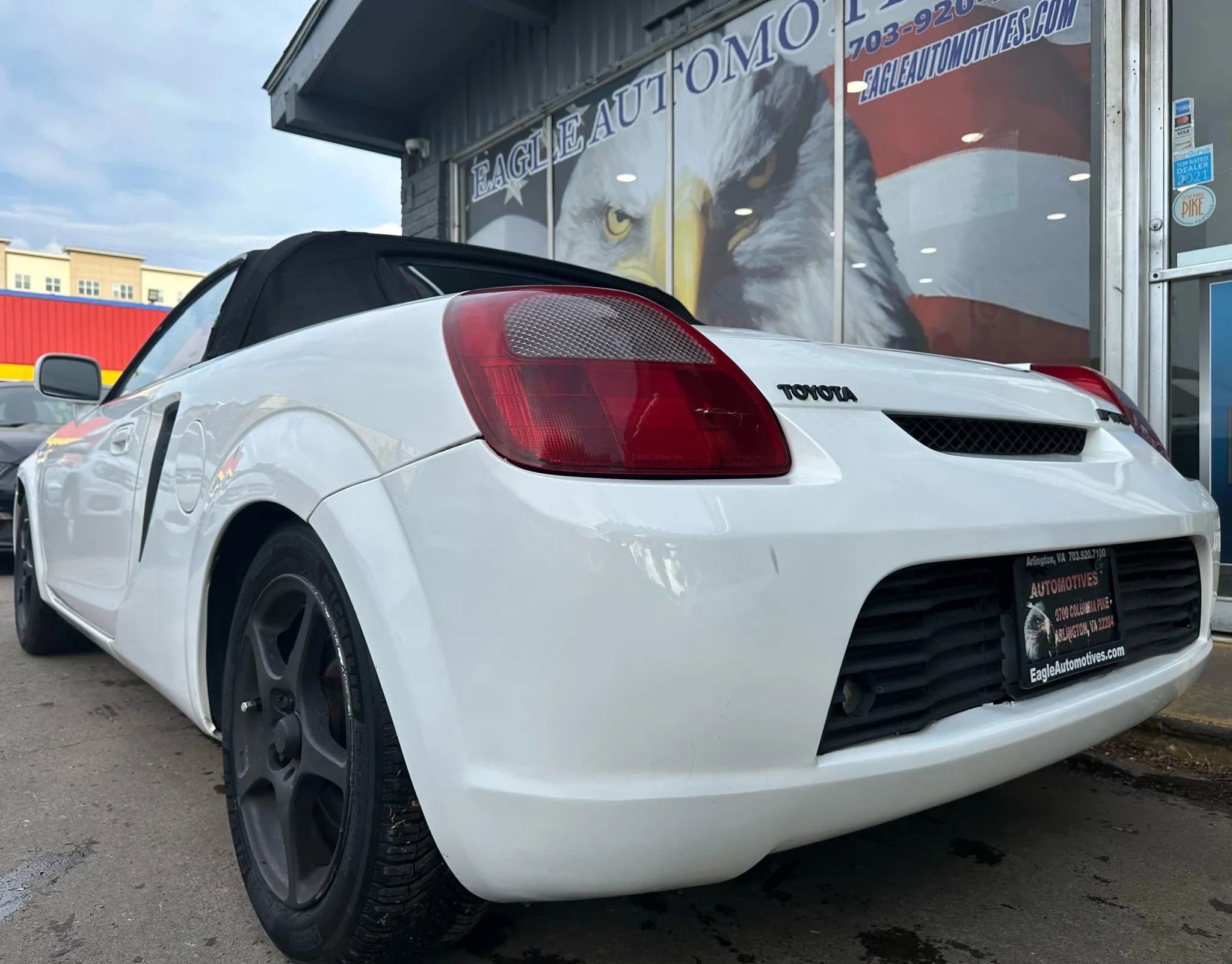 Used 2000 Toyota MR2 image 5