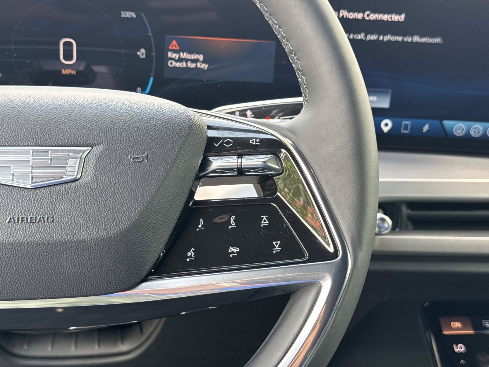 Certified 2026 Cadillac Vistiq Luxury AWD/4WD image 18