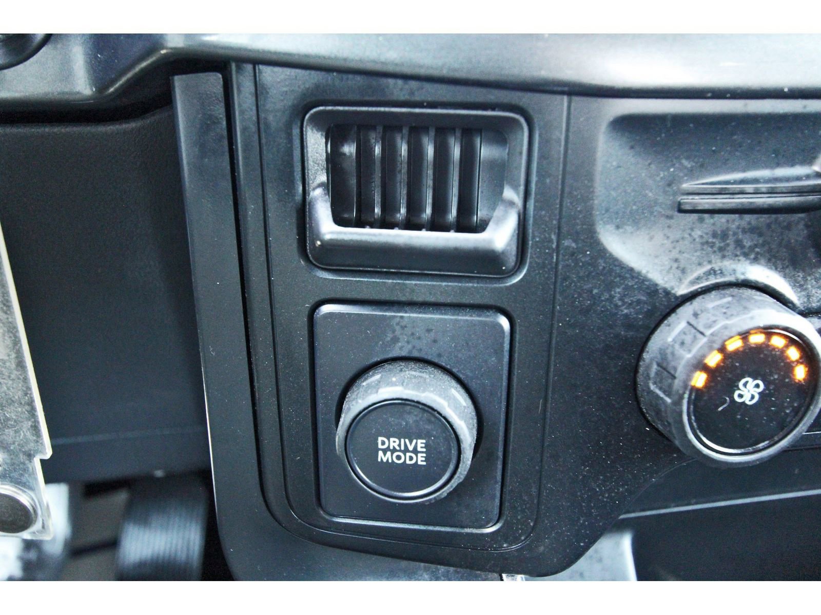 Used 2024 Ford F150 STX image 27