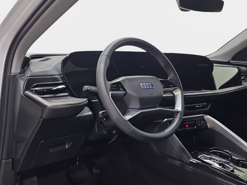 Used 2025 Audi Q5 Premium Plus w/ Premium Plus image 19
