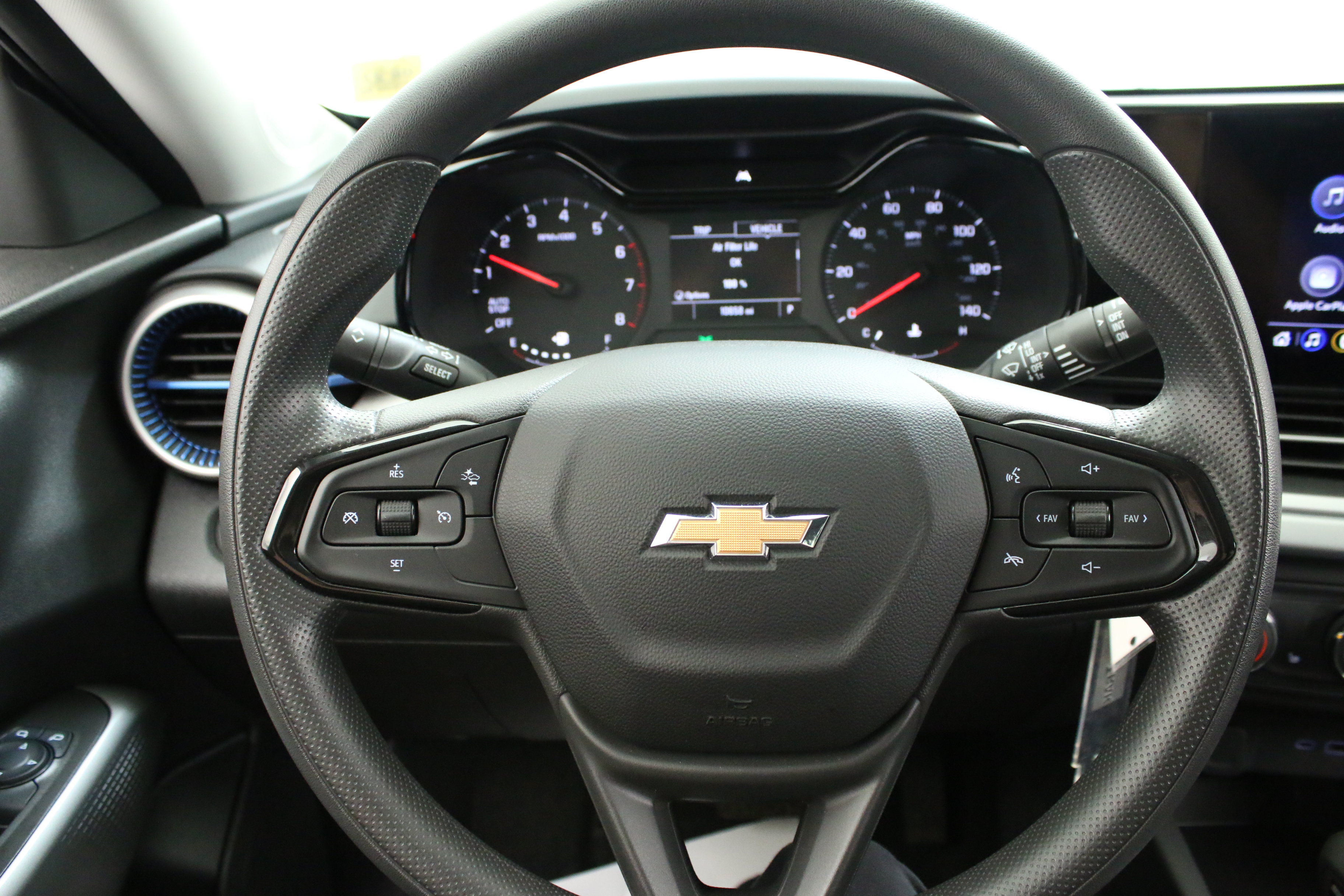 Certified 2024 Chevrolet Trax LS w/ LS Convenience Package FWD image 13