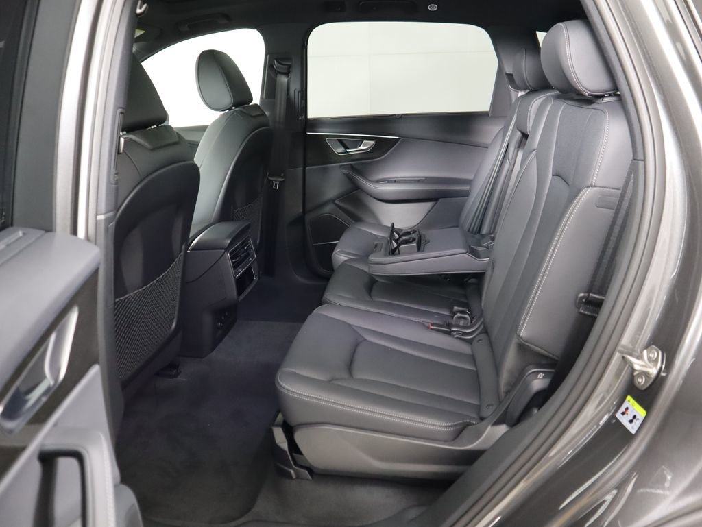 Used 2026 Audi Q7 3.0T Premium Plus w/ Premium Plus Package image 23