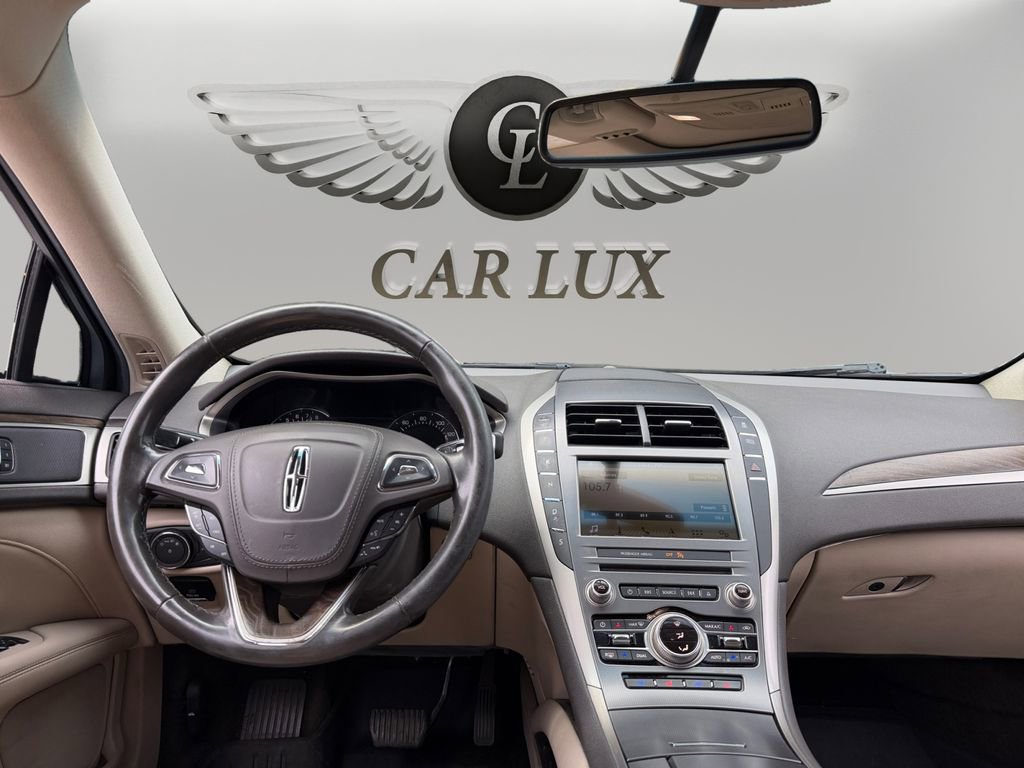 Used 2017 Lincoln MKZ Reserve image 10