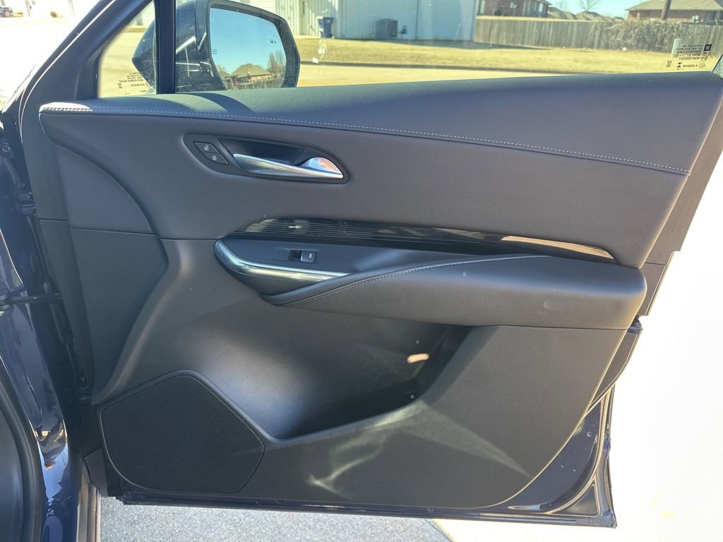 Certified 2024 Cadillac XT4 Luxury w/ Cold Weather Package image 40