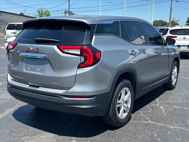Certified 2024 GMC Terrain SLE AWD/4WD image 11