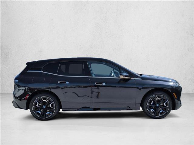 Used 2024 BMW iX xDrive50 w/ Premium Package AWD/4WD image 4