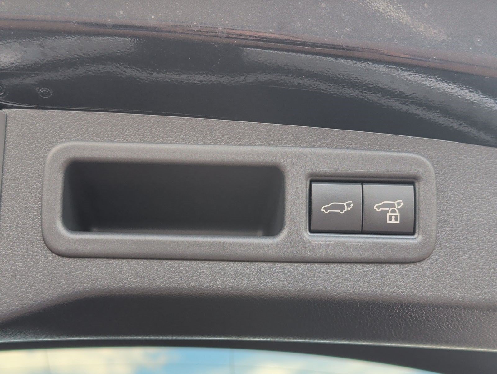 Used 2023 Lexus RX 500h F Sport w/ Accessory Package (Z1) AWD/4WD image 29
