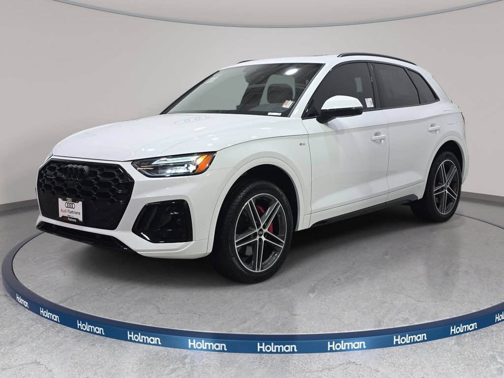 Certified 2024 Audi Q5 e Premium Plus w/ Premium Plus Package AWD/4WD image 1