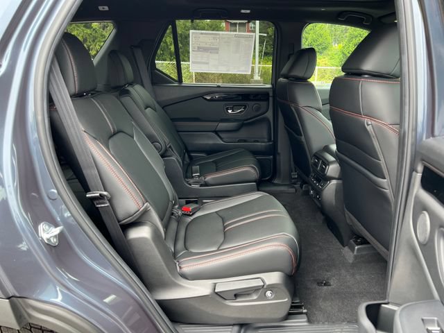 New 2026 Honda Pilot TrailSport image 11