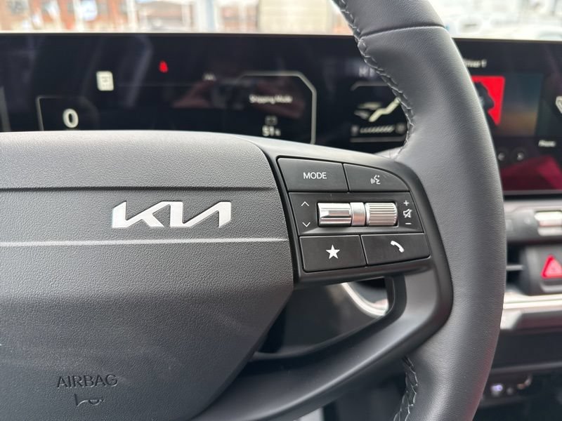 New 2025 Kia K4 GT-Line Turbo FWD image 25