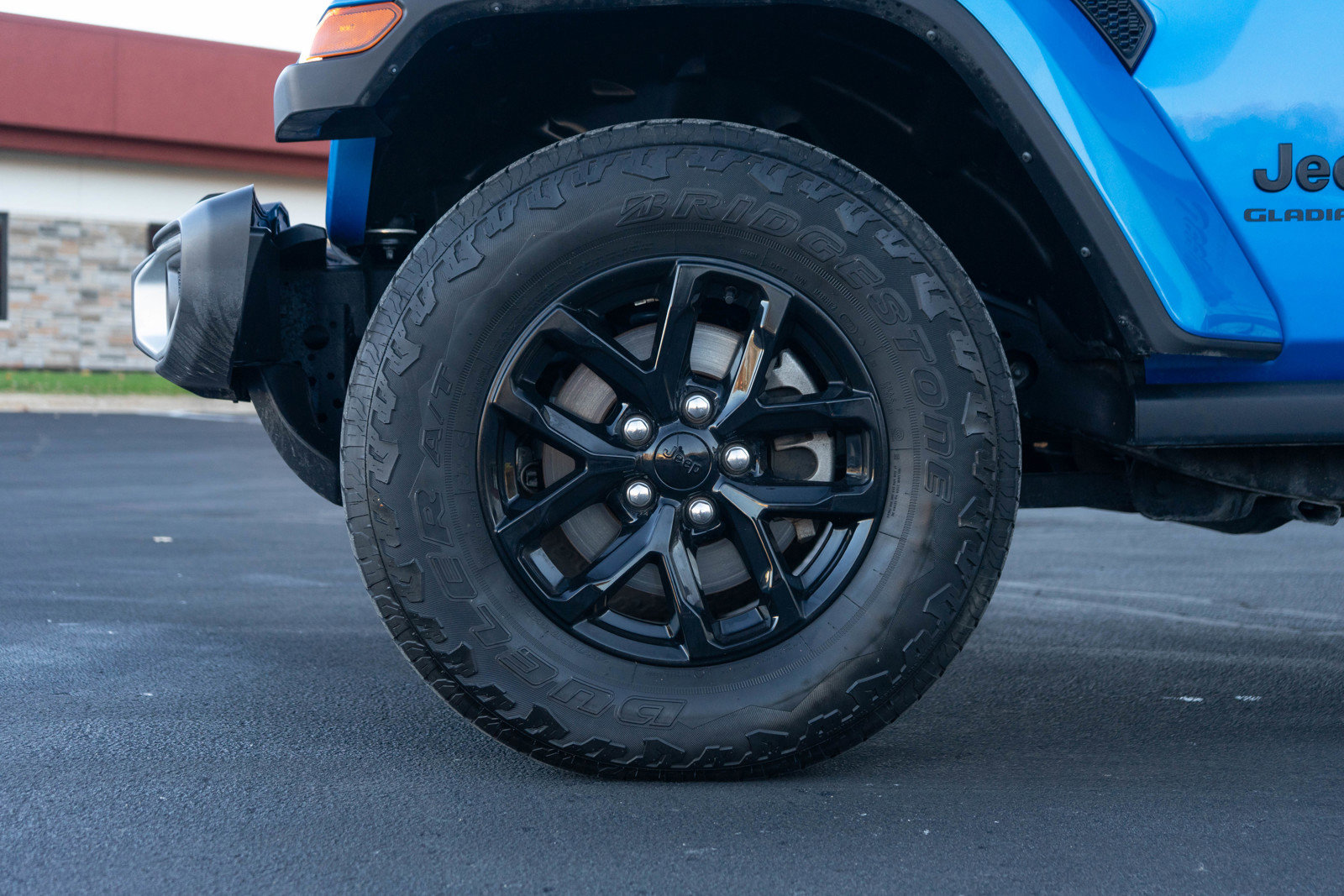 Used 2021 Jeep Gladiator Sport image 9