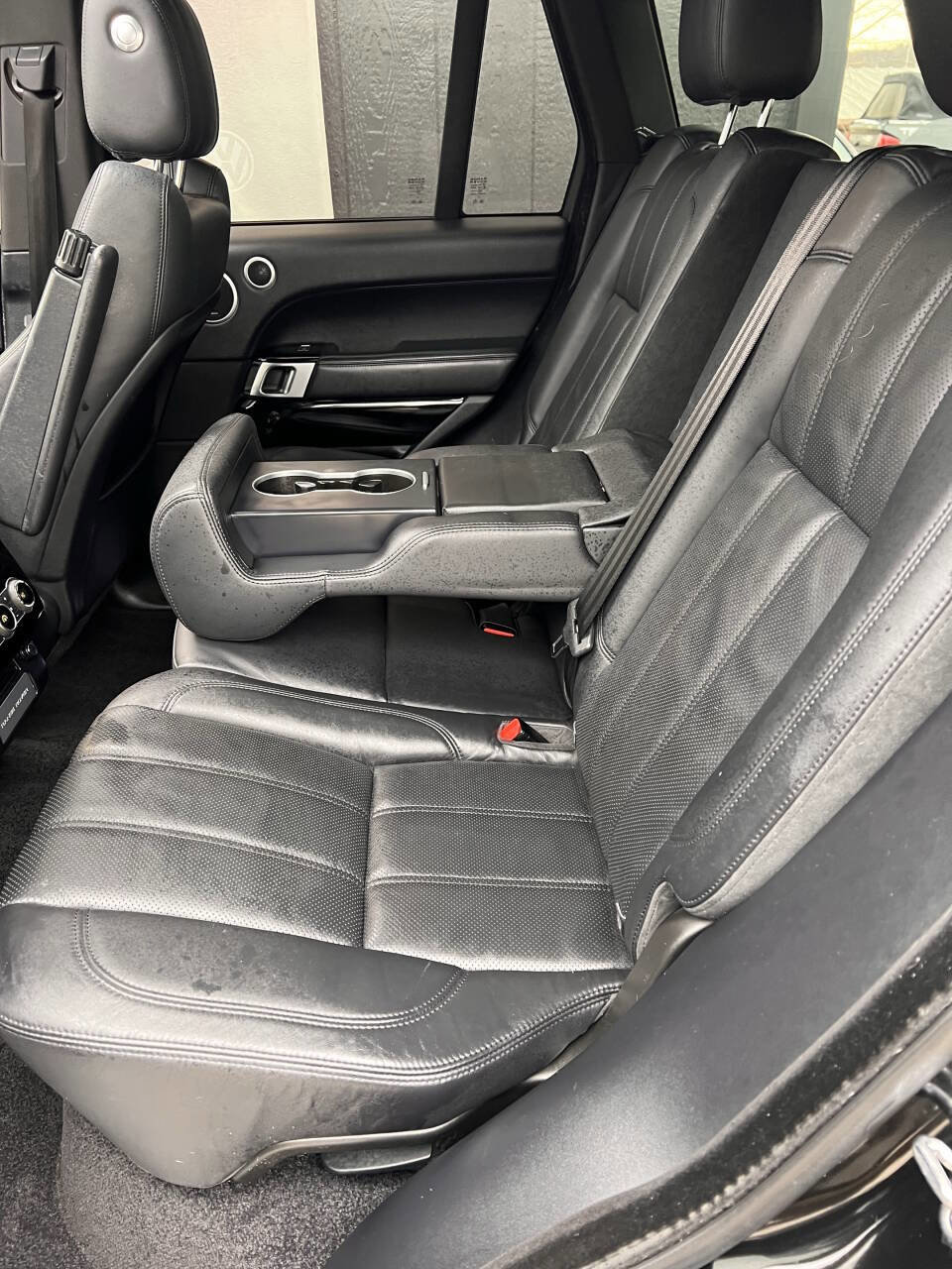 Used 2017 Land Rover Range Rover HSE image 15