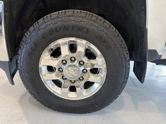 Used 2015 Chevrolet Silverado 2500 LTZ w/ Snow Plow Prep Package image 23