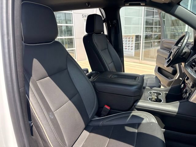Used 2023 Chevrolet Suburban Premier RWD image 31