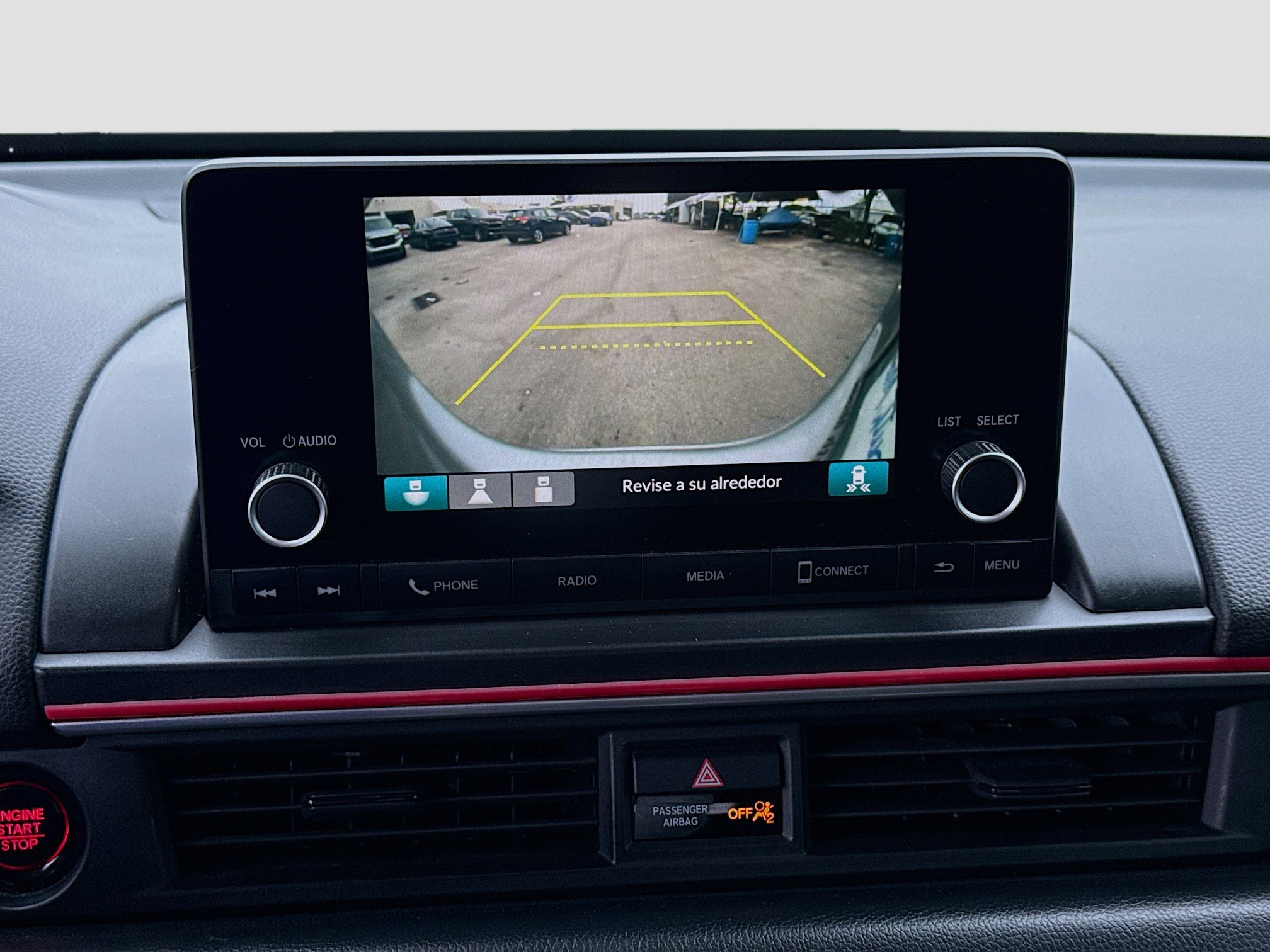 Used 2023 Honda Pilot Sport image 13