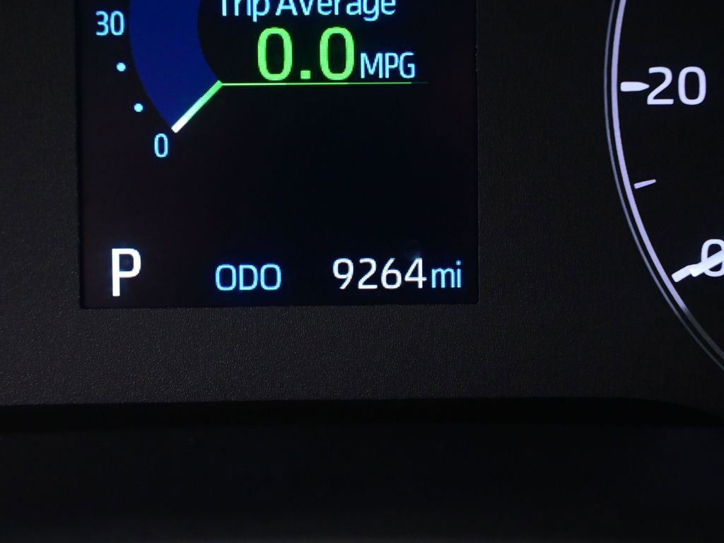 Used 2025 Toyota Corolla LE image 20