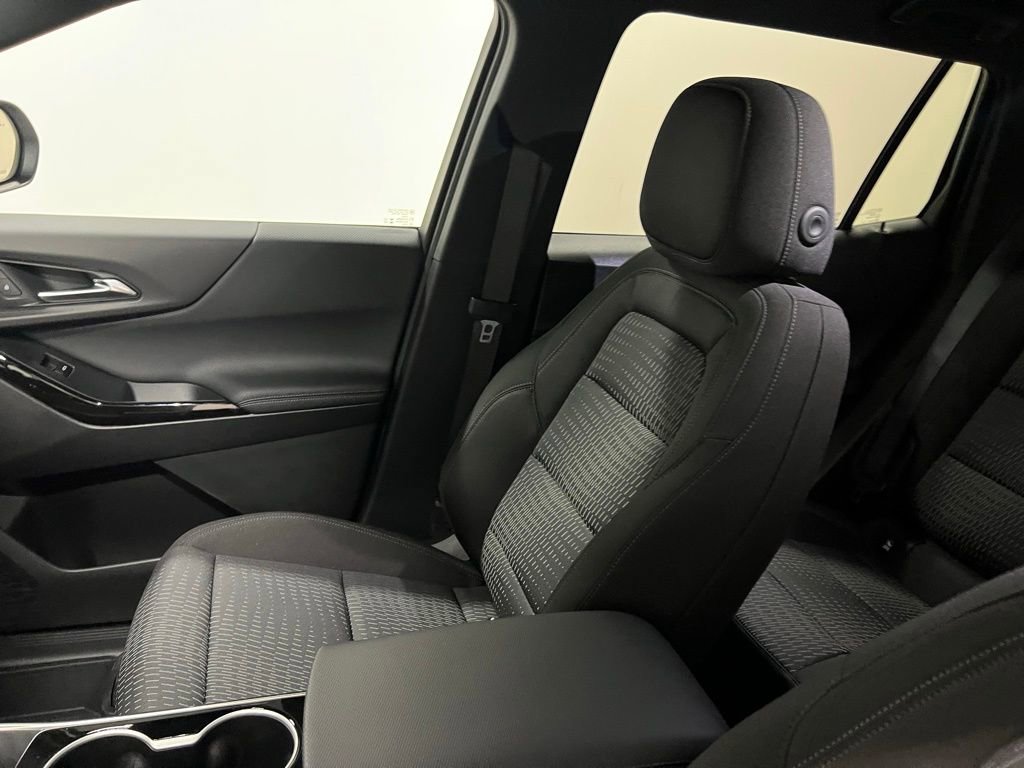 New 2026 Chevrolet Equinox LT image 23