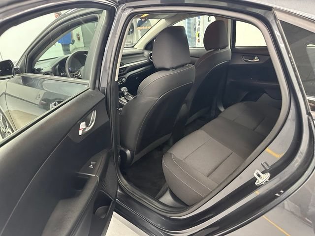 Used 2019 Kia Forte LXS FWD image 11