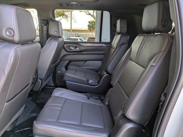 Used 2023 Chevrolet Suburban RST w/ Luxury Package image 19