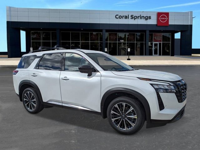 New 2026 Nissan Pathfinder Platinum w/ Cargo Package image 7