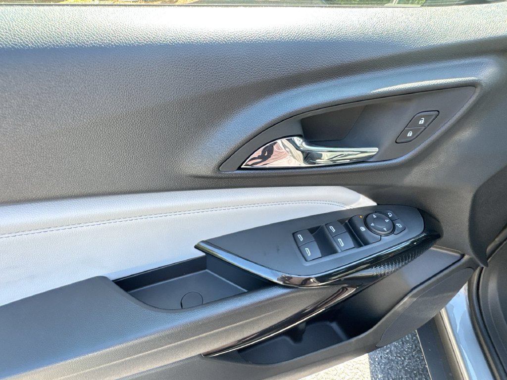 New 2026 Chevrolet Trax LT w/ Sunroof Package FWD image 15