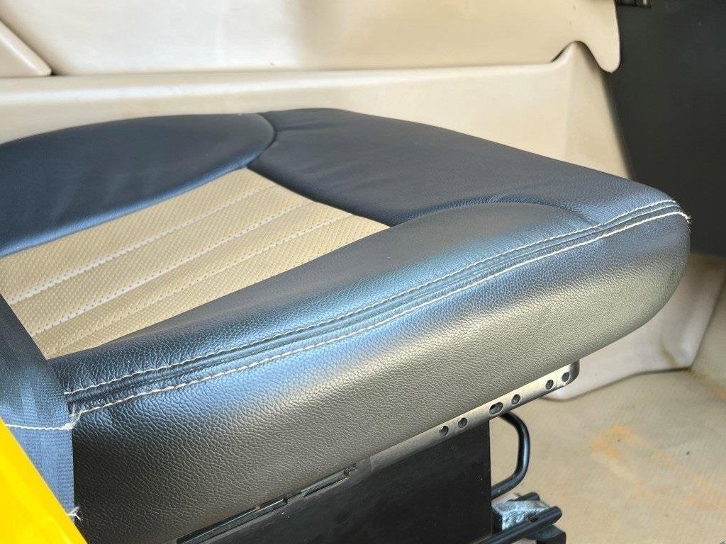 Used 1999 HUMMER H1 4-Door Open Top image 11