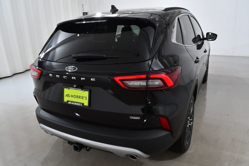 New 2026 Ford Escape SE w/ Class II Trailer Tow Package image 12
