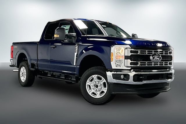 New 2027 Ford F250 XLT