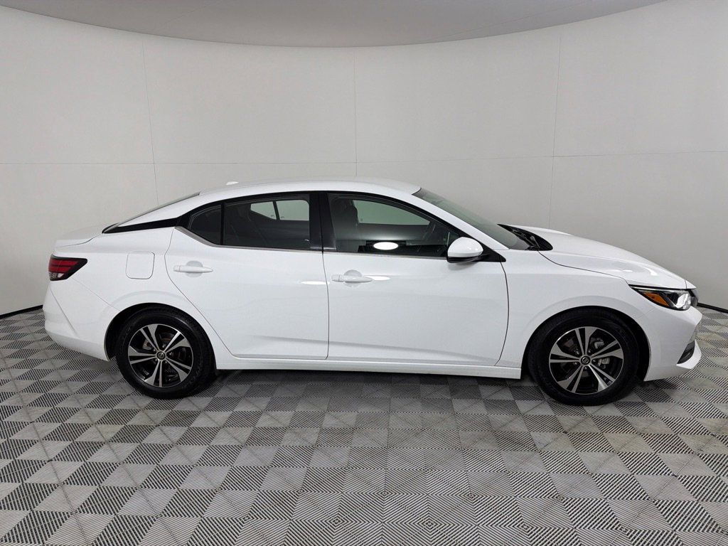 Used 2023 Nissan Sentra SV image 4