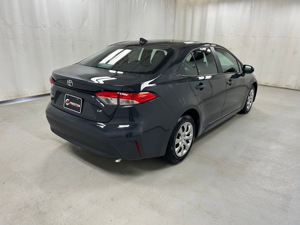 Used 2024 Toyota Corolla LE FWD image 4