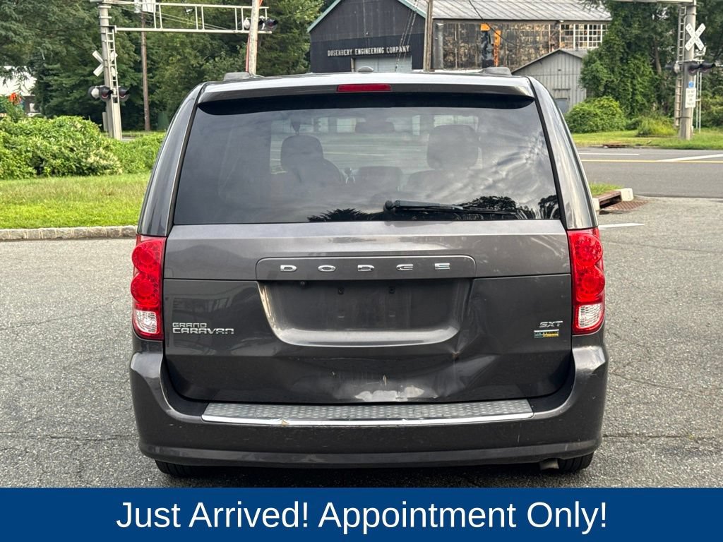 Used 2019 Dodge Grand Caravan SXT FWD image 6