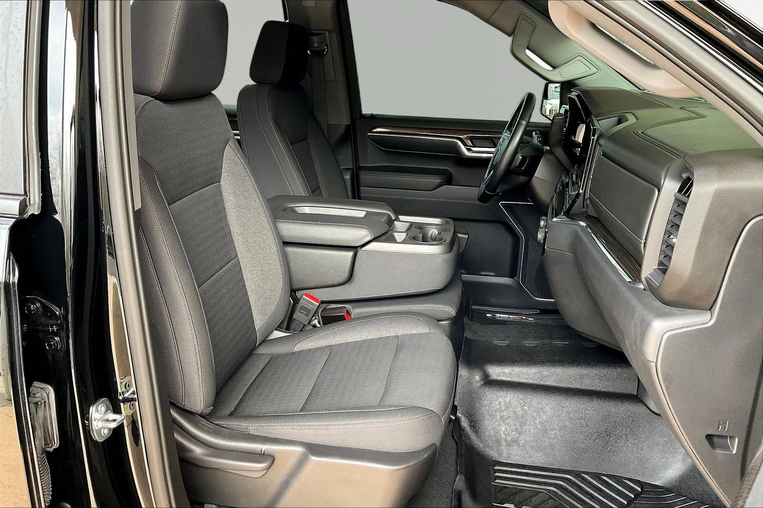 Used 2023 Chevrolet Silverado 1500 LT Trail Boss image 29