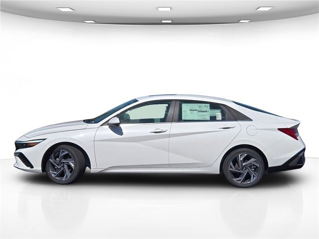 New 2025 Hyundai Elantra SEL w/ Cargo Package image 5