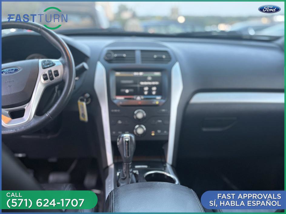 Used 2015 Ford Explorer XLT w/ Equipment Group 202A AWD/4WD image 25