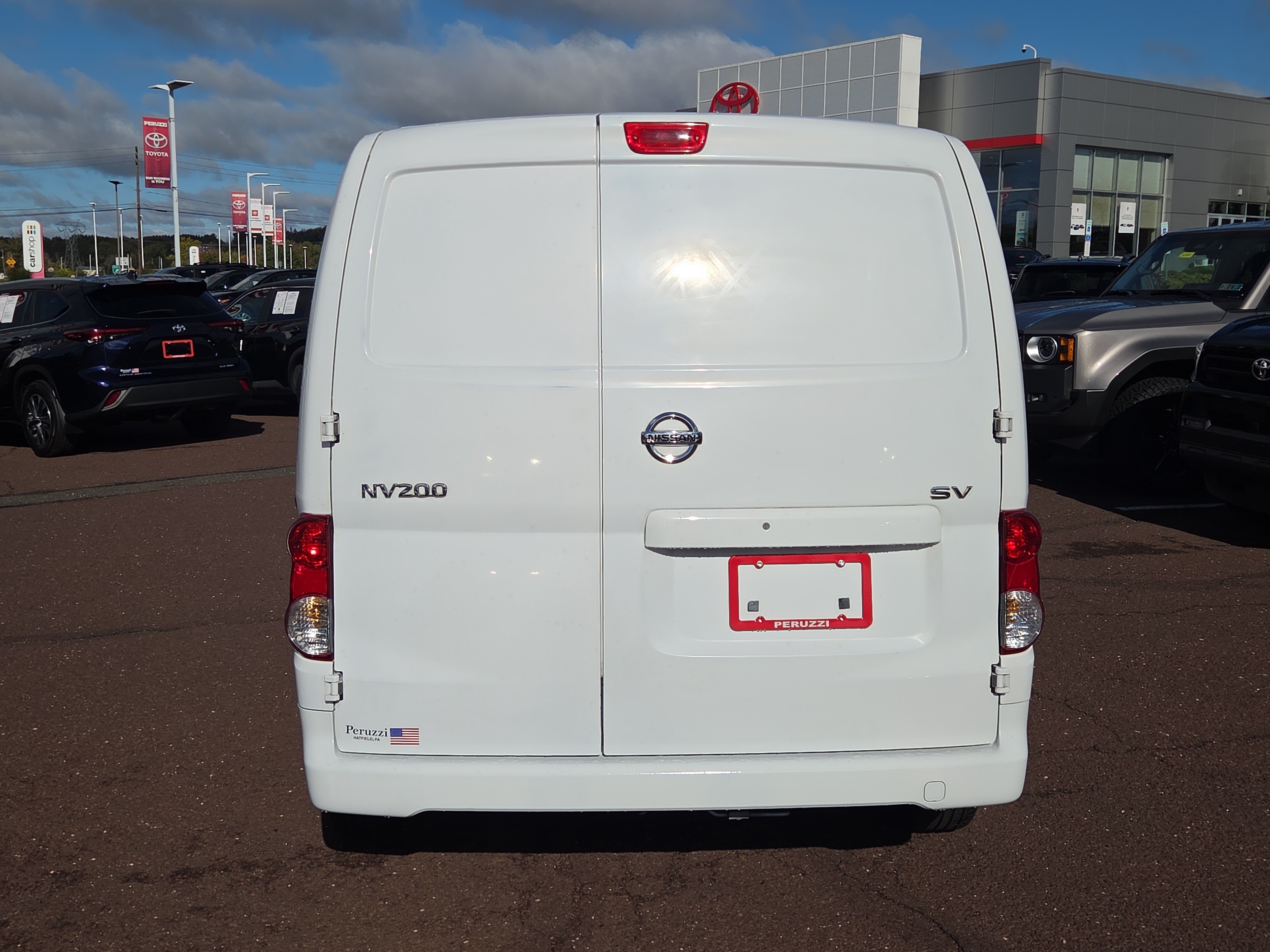 Used 2017 Nissan NV200 SV FWD image 4