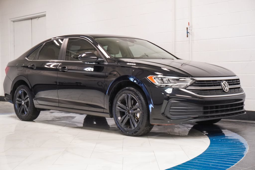 Used 2024 Volkswagen Jetta SE FWD image 5