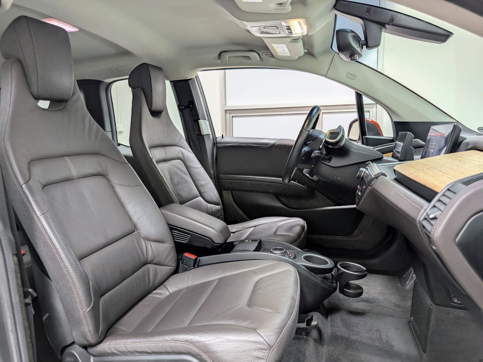 Used 2014 BMW i3 w/ Range Extender RWD image 22