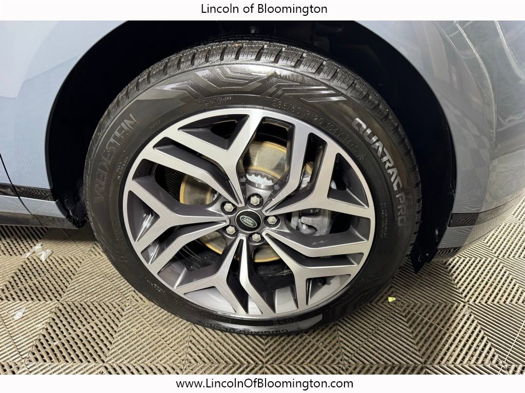 Used 2023 Land Rover Range Rover Evoque R-Dynamic S AWD/4WD image 12