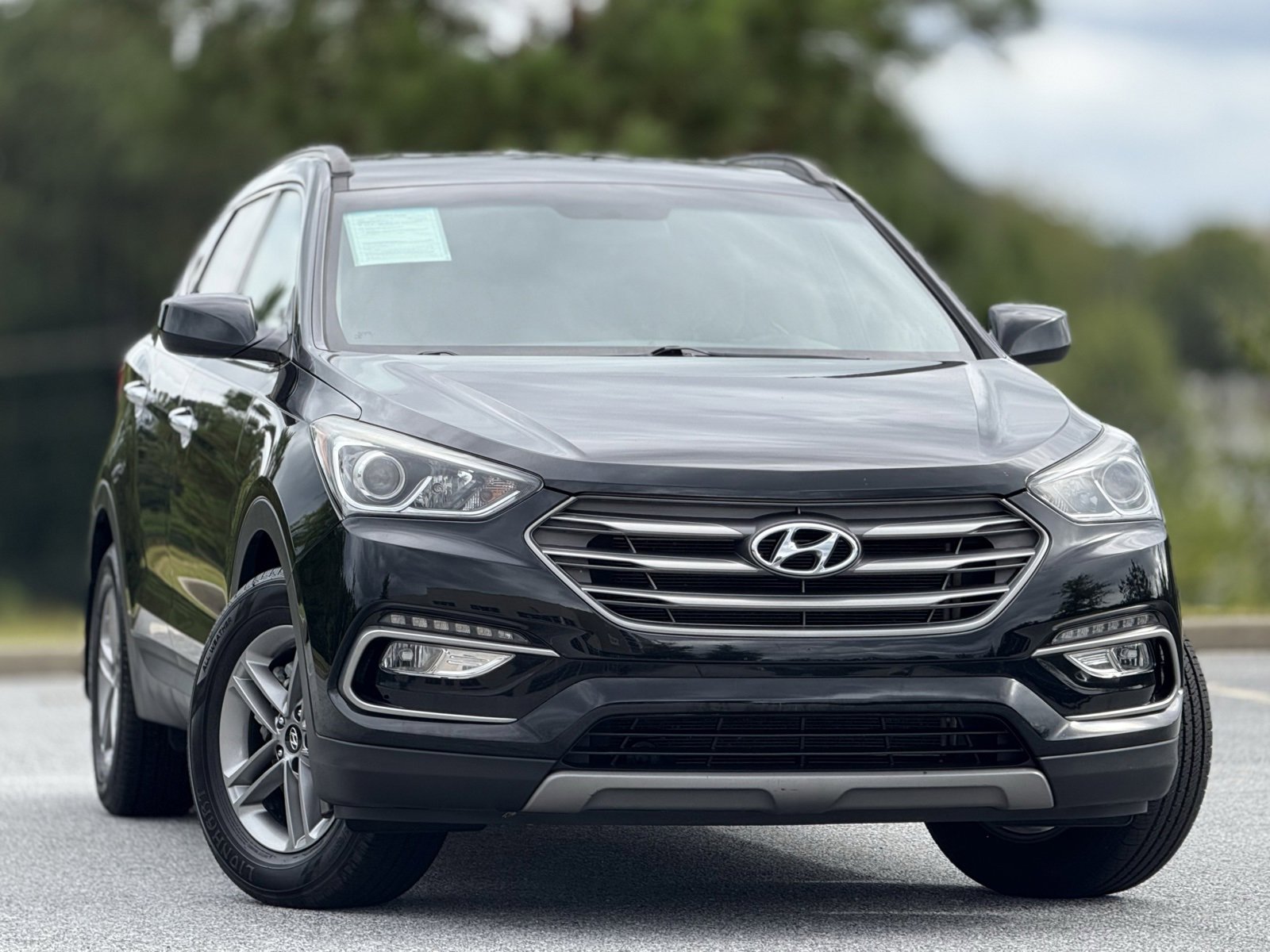 Used 2017 Hyundai Santa Fe Sport image 3