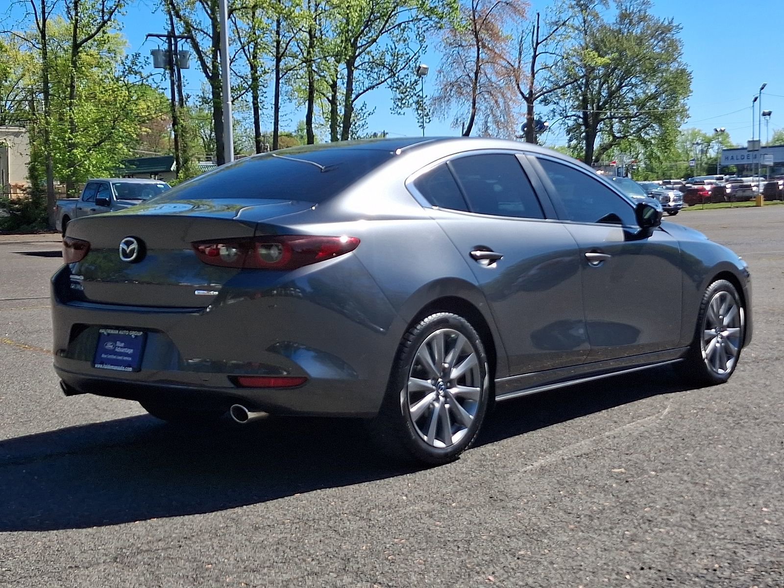 Used 2024 MAZDA MAZDA3 s FWD image 7
