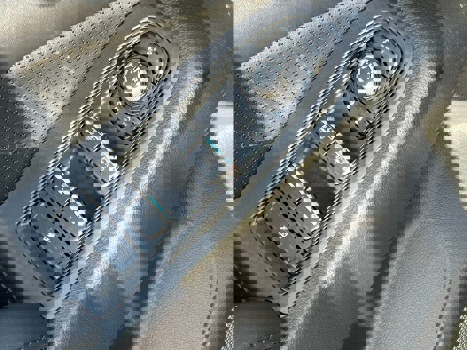 New 2025 Subaru Ascent Bronze Edition image 17